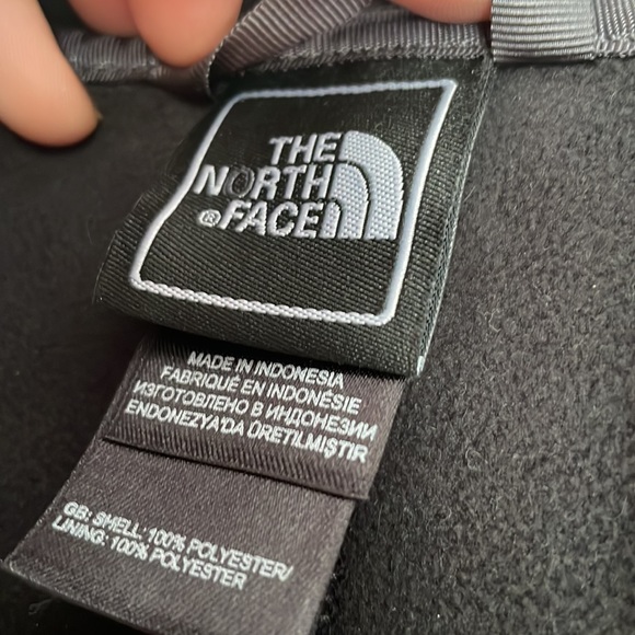 The North Face vest - Picture 2 of 9